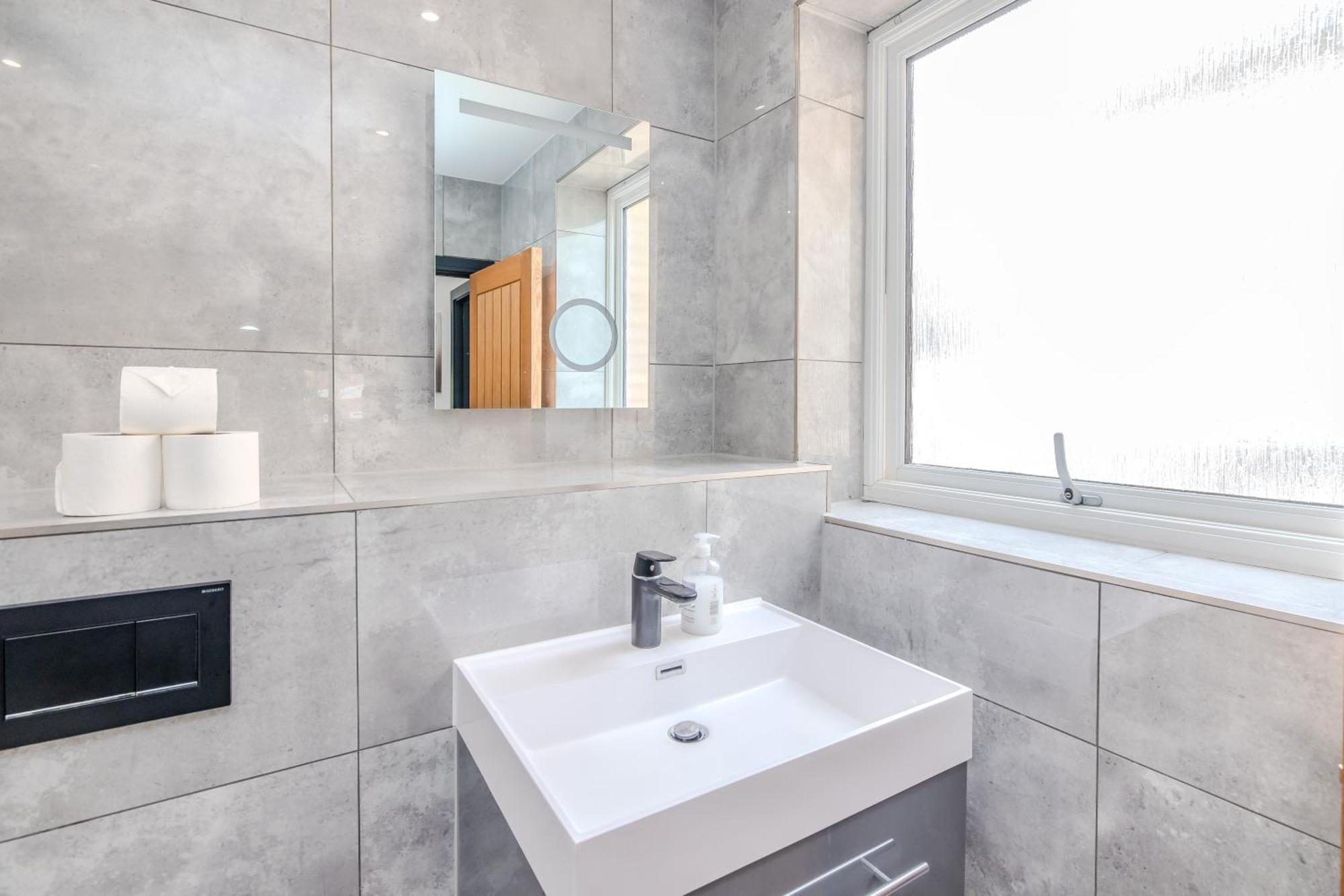 Central Hove 3 Bedroom Flat Bn340Bwil Luaran gambar