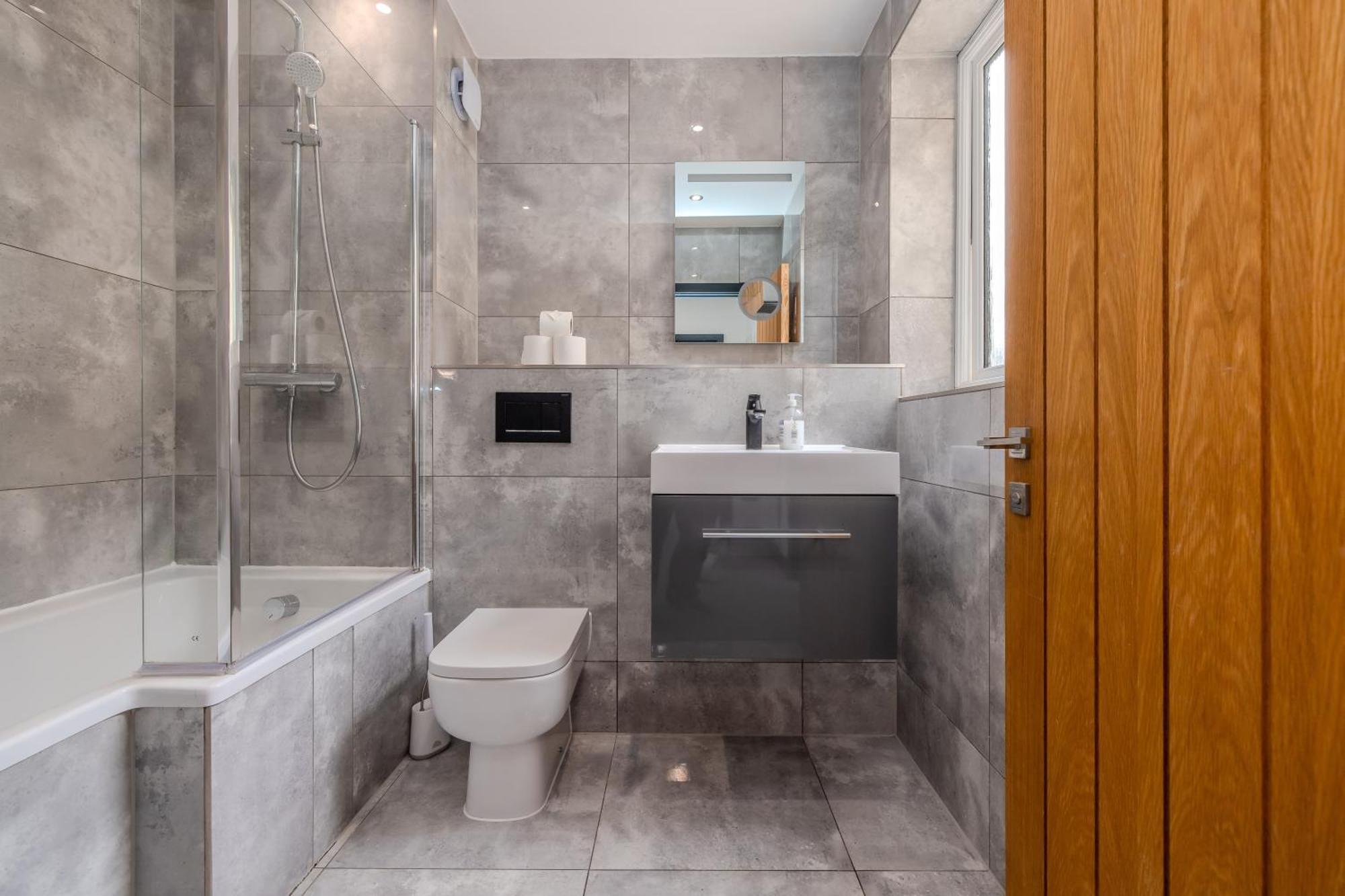 Central Hove 3 Bedroom Flat Bn340Bwil Luaran gambar